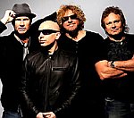 Chickenfoot выпускают дебютный альбом